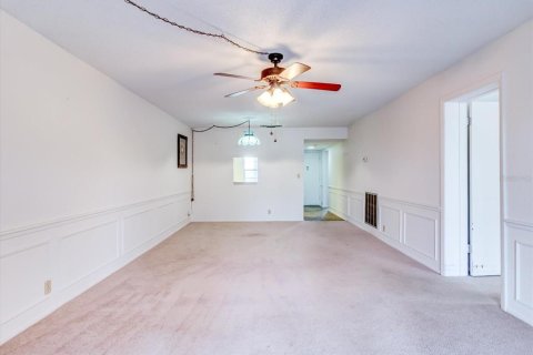 Condo in Winter Haven, Florida, 3 bedrooms № 2217764 - photo 25