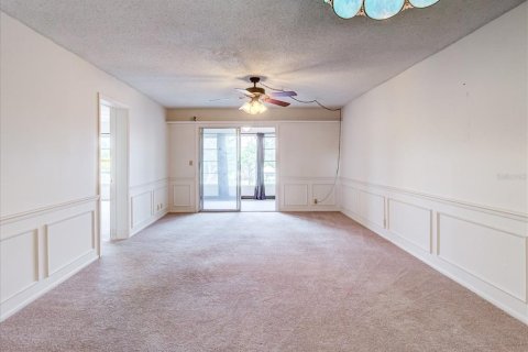Condo in Winter Haven, Florida, 3 bedrooms № 2217764 - photo 22