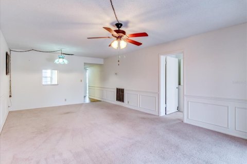 Condo in Winter Haven, Florida, 3 bedrooms № 2217764 - photo 24