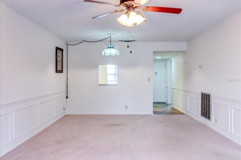 Condo in Winter Haven, Florida, 3 bedrooms № 2217764 - photo 27