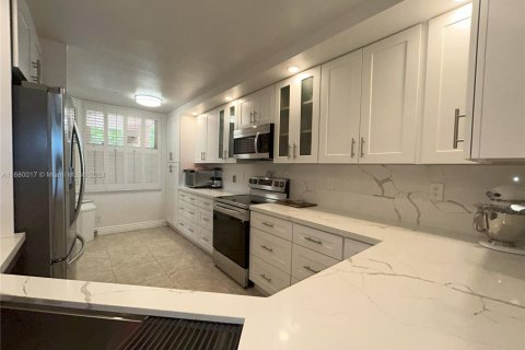 Condominio en venta en Sunrise, Florida, 3 dormitorios, 147.71 m2 № 1409377 - foto 15