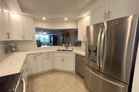 Condominio en venta en Sunrise, Florida, 3 dormitorios, 147.71 m2 № 1409377 - foto 3