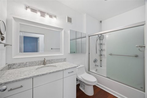 Condominio en venta en Tampa, Florida, 2 dormitorios, 92.53 m2 № 2100561 - foto 13