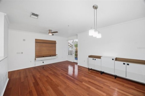 Condominio en venta en Tampa, Florida, 2 dormitorios, 92.53 m2 № 2100561 - foto 10