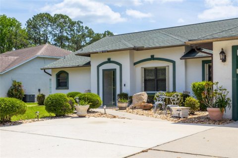 Villa ou maison à vendre à Palm Coast, Floride: 4 chambres, 198.07 m2 № 2092315 - photo 28