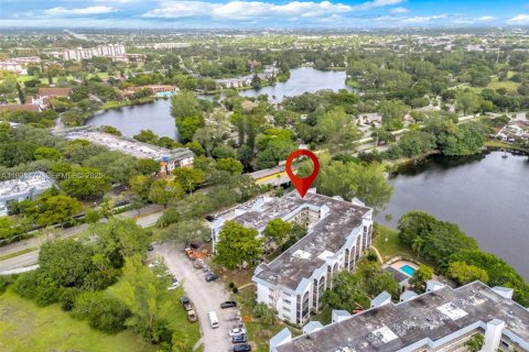 Copropriété à vendre à Lauderhill, Floride: 2 chambres, 111.48 m2 № 2089300 - photo 23