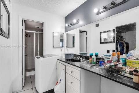 Copropriété à vendre à Lauderhill, Floride: 2 chambres, 111.48 m2 № 2089300 - photo 13