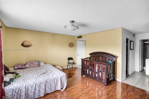 Copropriété à vendre à Lauderhill, Floride: 2 chambres, 111.48 m2 № 2089300 - photo 12
