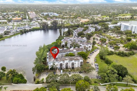 Copropriété à vendre à Lauderhill, Floride: 2 chambres, 111.48 m2 № 2089300 - photo 29
