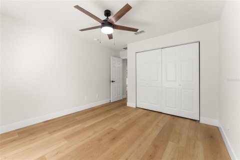 Villa ou maison à vendre à Morriston, Floride: 4 chambres, 202.34 m2 № 2438384 - photo 24
