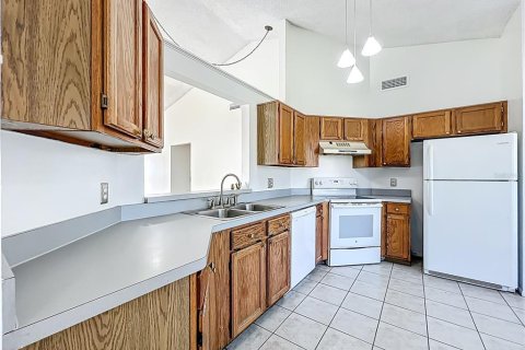 House in Orlando, Florida 3 bedrooms, 150.78 sq.m. № 1856091 - photo 9