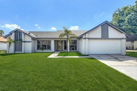 House in Orlando, Florida 3 bedrooms, 150.78 sq.m. № 1856091 - photo 1
