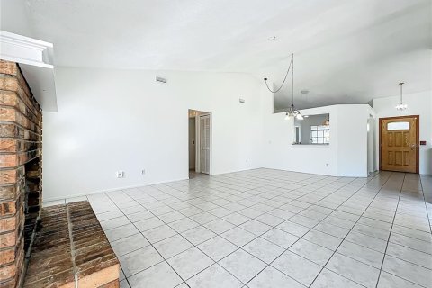 House in Orlando, Florida 3 bedrooms, 150.78 sq.m. № 1856091 - photo 28