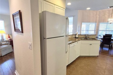 Condo in Port Charlotte, Florida, 2 bedrooms № 2221642 - photo 14