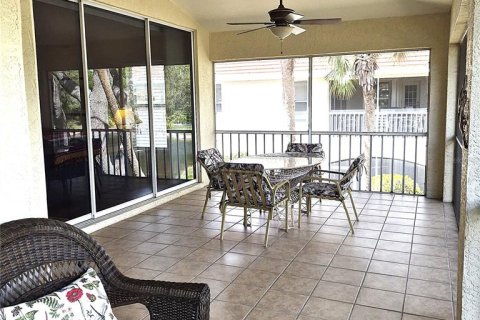 Condo in Port Charlotte, Florida, 2 bedrooms № 2221642 - photo 24
