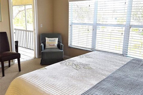 Condo in Port Charlotte, Florida, 2 bedrooms № 2221642 - photo 22