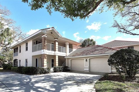 Condominio en Port Charlotte, Florida, 2 dormitorios № 2221642