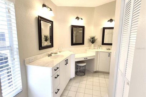 Condo in Port Charlotte, Florida, 2 bedrooms № 2221642 - photo 29