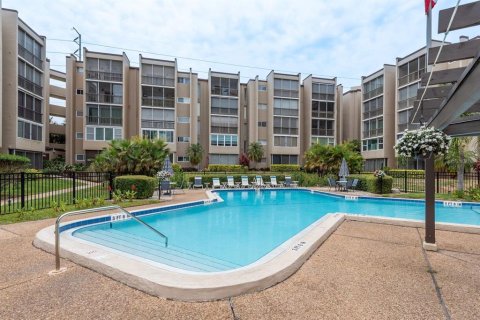 Condominio en venta en Clearwater, Florida, 2 dormitorios, 104.05 m2 № 1687270 - foto 23