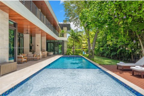 Villa ou maison à vendre à Miami, Floride: 6 chambres, 582.03 m2 № 1814669 - photo 5