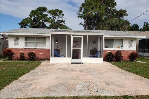 Apartment in Hudson, Florida 1 bedroom, 48.77 sq.m. № 2259306