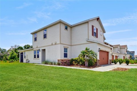 Adosado en venta en Bradenton, Florida, 3 dormitorios, 192.21 m2 № 1681639 - foto 2