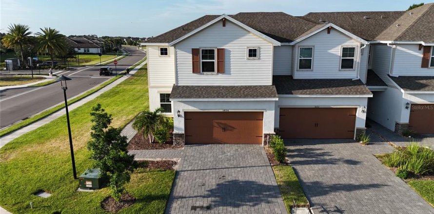 Adosado en Bradenton, Florida 3 dormitorios, 192.21 m2 № 1681639