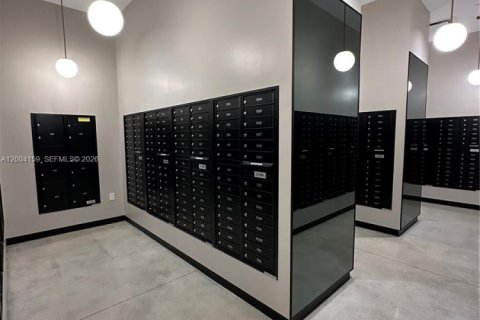 Copropriété à louer à Miami, Floride: 2 chambres, 77.57 m2 № 2170490 - photo 21