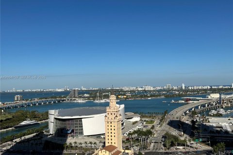 Copropriété à louer à Miami, Floride: 2 chambres, 77.57 m2 № 2170490 - photo 10