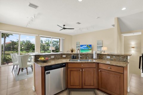 Townhouse in Palmetto, Florida 4 bedrooms, 264.59 sq.m. № 2217130 - photo 8