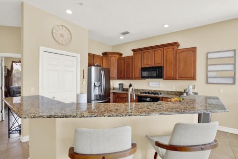 Townhouse in Palmetto, Florida 4 bedrooms, 264.59 sq.m. № 2217130 - photo 7