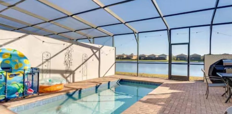 Townhouse in Kissimmee, Florida 4 bedrooms, 195.28 sq.m. № 1791287