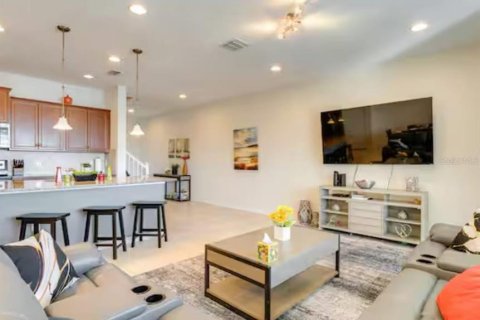 Townhouse in Kissimmee, Florida 4 bedrooms, 195.28 sq.m. № 1791287 - photo 13