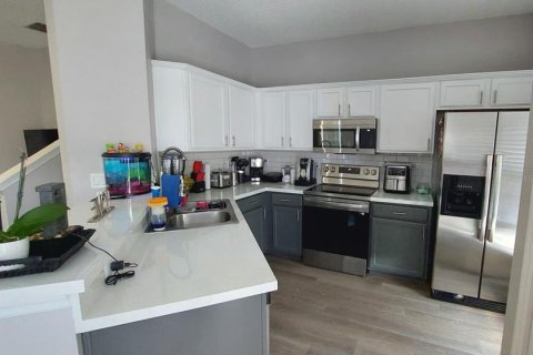 Touwnhouse à vendre à Casselberry, Floride: 3 chambres, 123.84 m2 № 1914182 - photo 4