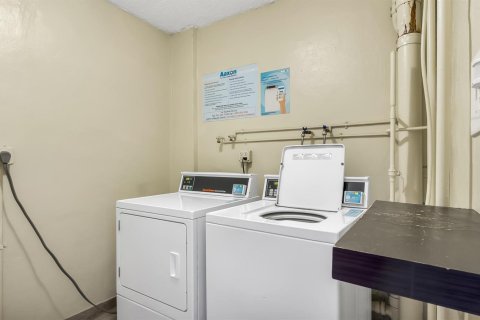 Copropriété à louer à Fort Lauderdale, Floride: 2 chambres, 132.39 m2 № 2325637 - photo 26
