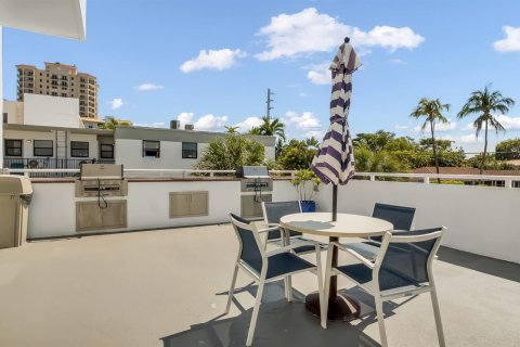 Copropriété à louer à Fort Lauderdale, Floride: 2 chambres, 132.39 m2 № 2325637 - photo 28