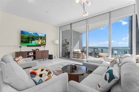 Condo à Miami, Floride, 3 chambres  № 2042069