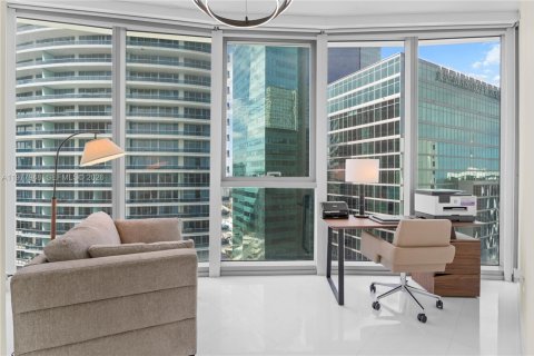 Copropriété à vendre à Miami, Floride: 3 chambres, 197.51 m2 № 2042069 - photo 8