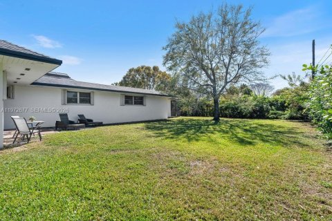 Villa ou maison à vendre à Palmetto Bay, Floride: 6 chambres, 385.27 m2 № 2038285 - photo 29