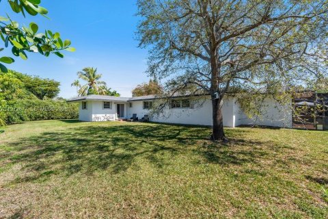 Villa ou maison à vendre à Palmetto Bay, Floride: 6 chambres, 385.27 m2 № 2038285 - photo 28