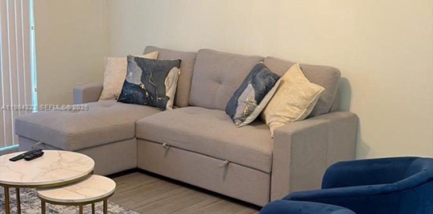 Appartement à Hollywood, Floride 1 chambre, 65.03 m2 № 2045673