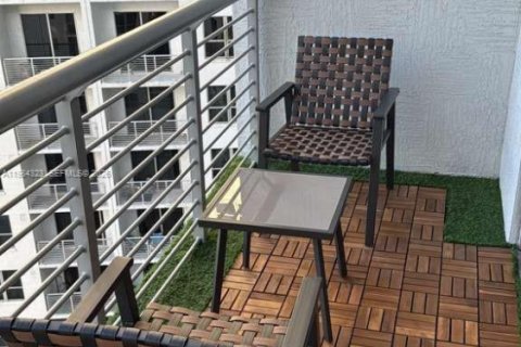 Appartement à louer à Hollywood, Floride: 1 chambre, 65.03 m2 № 2045673 - photo 16