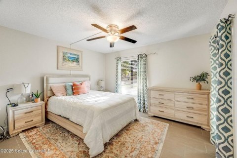 Condo in Cape Canaveral, Florida, 2 bedrooms  № 1772013 - photo 16