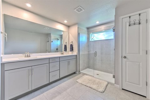 Adosado en venta en Brandon, Florida, 3 dormitorios, 212.1 m2 № 2157814 - foto 30