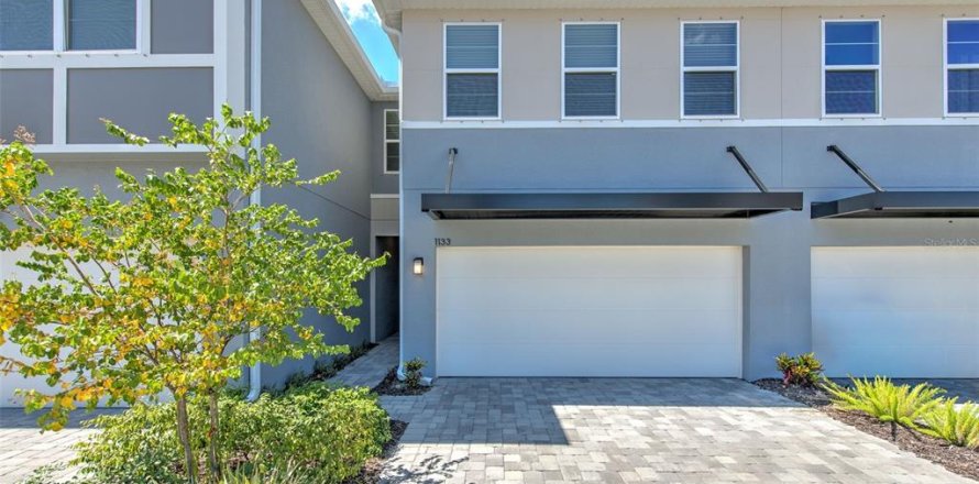 Adosado en Brandon, Florida 3 dormitorios, 212.1 m2 № 2157814