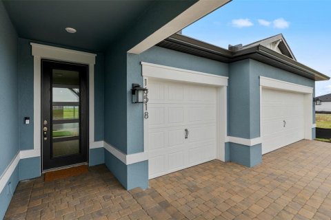 House in Bradenton, Florida 3 bedrooms, 258.08 sq.m. № 2152375 - photo 6