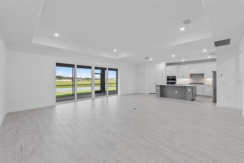 House in Bradenton, Florida 3 bedrooms, 258.08 sq.m. № 2152375 - photo 22