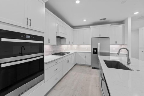 House in Bradenton, Florida 3 bedrooms, 258.08 sq.m. № 2152375 - photo 17