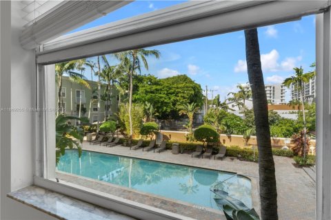 Copropriété à louer à Hollywood, Floride: 3 chambres, 118.64 m2 № 1923777 - photo 15