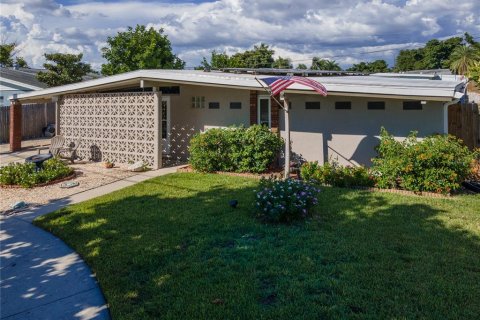 Casa en venta en Bradenton, Florida, 3 dormitorios, 129.13 m2 № 2385805 - foto 2